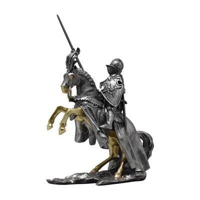 Figurki rycerzy zdobią wystrój posągu rycerza