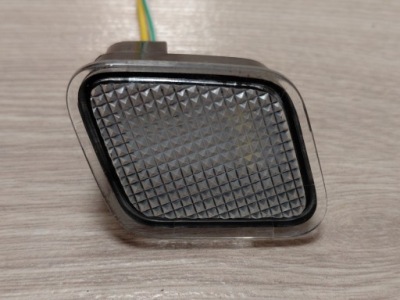 Mg marvel r лампа подсветка левого зеркало европа оригинальный номер фото №1