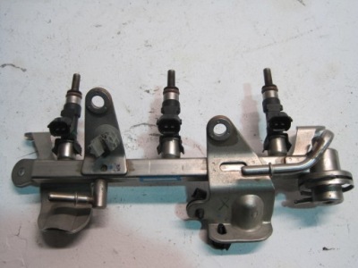 Renault оригинальный номер 175201470r молдинг впрыскная фото №1