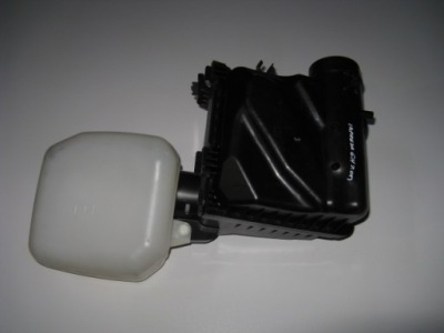 Корпус фільтра повітря subaru impreza gh фото №1