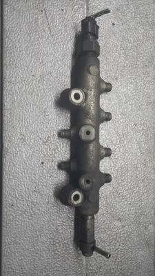 Молдинг впрыскная mazda 5 06r 2.0crd van фото №1