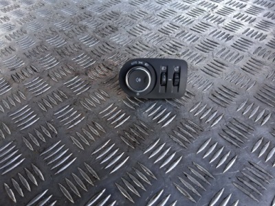 Opel crossland x 2020r переключатель света 39132264 фото №1