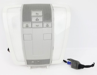 Mercedes w204 лампа podusfitki потолочная передняя a2048202001 фото №1