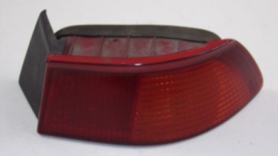 Alfa romeo 145 лампа задній права 36380748 + вкладиш ламповий фото №1
