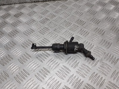 Помпа зчеплення nissan micra k12 1.2 фото №1