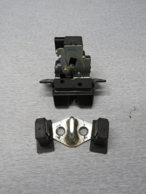 Hyundai ix35 замок засов крышки багажника фото №1