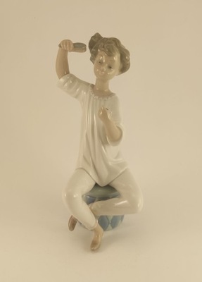 Figurka Porcelanowa - Strojniś - LLADRO NAO