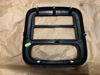 Рамка радіо trafic iii 682603912r vivaro b рама фото №1