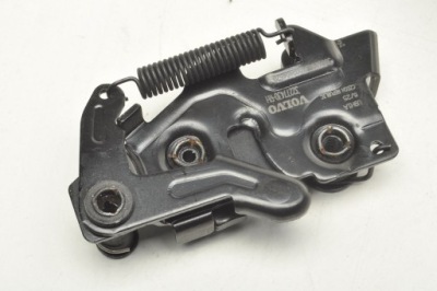 Volvo xc40 замок капот правый 32277430 фото №1