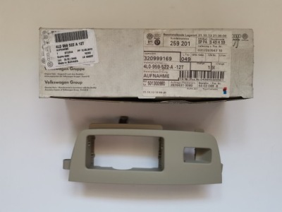 Рамка переключателей стекло audi q7 4l 4l0959522a фото №1