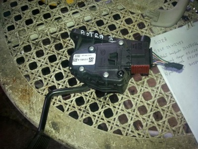 Opel astra vectra omega - потенціометр 9158011bm фото №1