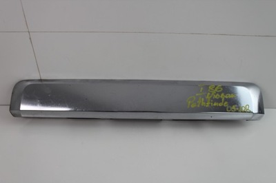 Накладка крышки задняя nissan pathfinder 05-10r фото №1