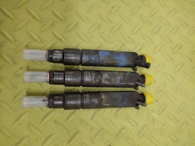 Seat toledo ii 1.9 tdi форсунка 028130201 фото №1