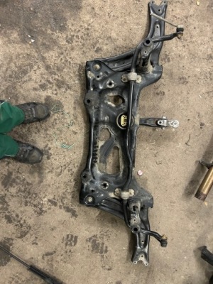 Підрамник підвіска підрамник перед 2015-2023 3q0199315d фото №1