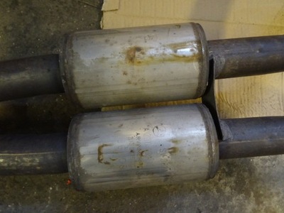 Mercedes каталізатор гасник a2304913300 фото №1