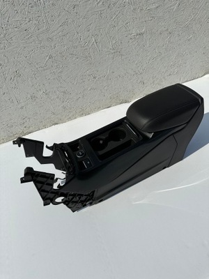 Kuga mk2 lift подлокотник кожаный usb фото №1