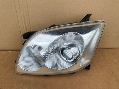 Toyota avensis t25 03 -06 лампа перед левая фото №1