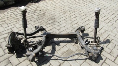 Audi оригинальный номер 8w0505235ae подрамник подрамник фото №1