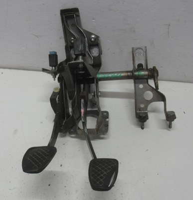 Subaru forester 11r педали сцепления тормоза фото №1