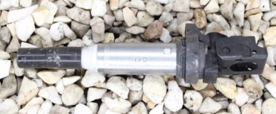 Котушка запалювання bmw оригінальний номер 8616153 фото №1