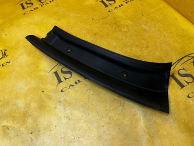 Молдинг захист накладка жолоб багажника задня правий mercedes gls x166 фото №1