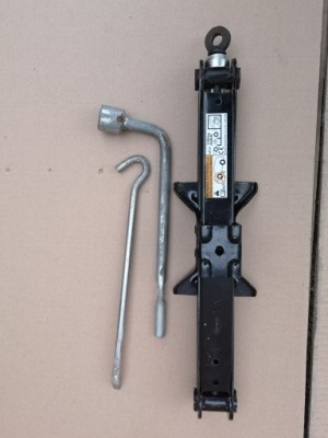 Mitsubishi asx домкрат ключ do колеса комплект набір фото №1