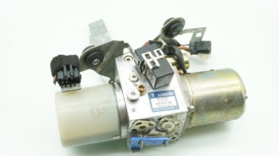 Насос дах mercedes slk r170 a1708000030 фото №1