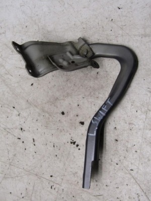 Петля капот левый перед передний suzuki swift vi mk8 фото №1