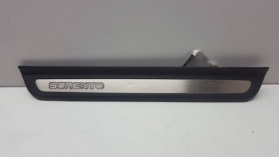 Молдинг перед правая led kia sorento iii 85883-c5200 фото №1