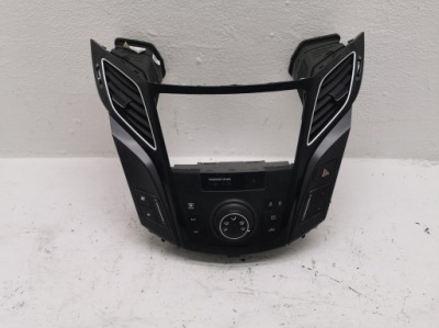 Панель кондиціонера рамка hyundai i40 97250-3zrc0 фото №1