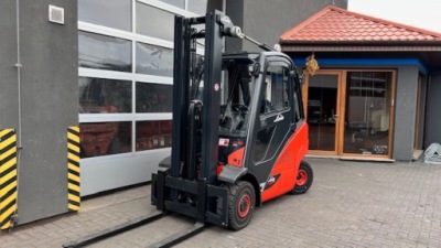 Wózek widłowy Linde H25T-02 2016 rok TRIPLEX kabina 352