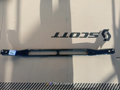 Volvo xc 60 балка под радиатор фото №1