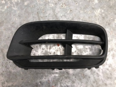 Решітка бампера ліва перед mini f60 7443389 фото №1