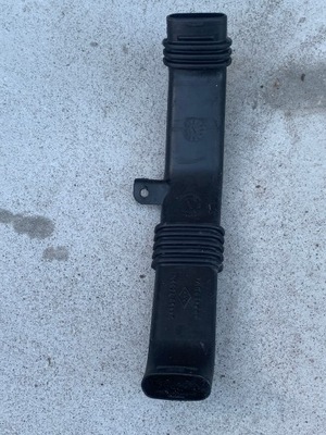 Труба впуска воздуха renault megane iv 244937539r фото №1