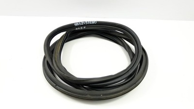 Peugeot 208 прокладка кузовная крышки багажника фото №1