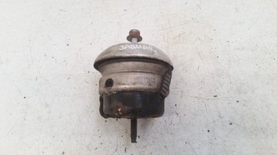 Подушка двигуна 2w936a003ad jaguar s-type фото №1