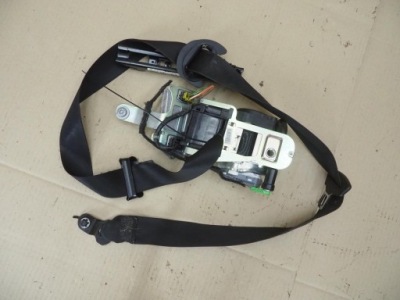 Pas безопасности правый перед mercedes w204 a2048602686 фото №1