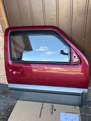 Suzuki jimny дверь передние перед правое фото №1