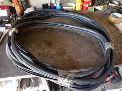 Mondeo mk3 - прокладка дверь правый перед фото №1