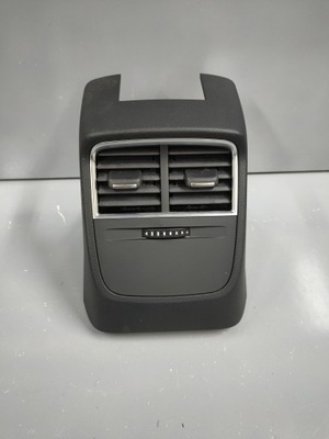 Решітка обдув задня audi оригінальний номер 8v0819203 фото №1