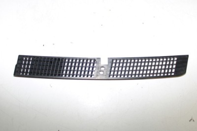 Bmw e38 решітка капот підкладка впуск повітря фото №1