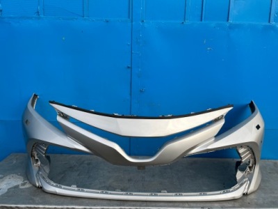 Toyota camry viii бампер перед передний pdc 17- фото №1