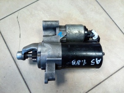 Стартер audi a4 b8 oryg. фото №1