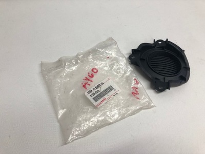 Toyota avensis t27 ліва решітка заглушка протитуманної фари фото №1