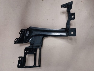 Land rover оригінальний номер bj32-17e800-a напрямна бампера заднього фото №1