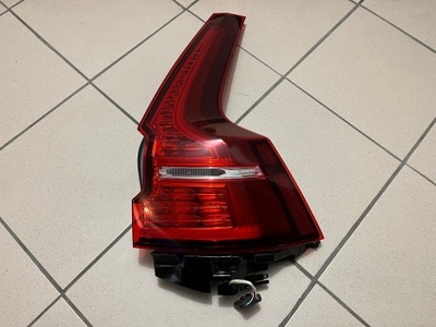 Volvo v60 v-60 ii 2 18- led лампа задня задня права фото №1