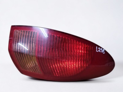 Alfa romeo 147 46556349 03323010 лампа ліва задня лівий задня фото №1