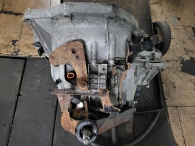 Коробка передач передач renault master 2,5 opel movano interstar 2.5 dci фото №1