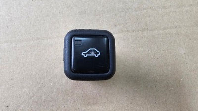 GOLF IV PASSAT B5 LEON A6 C5 SWITCH BUTTON ALARM 4B0962109A  