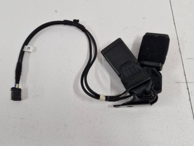 Peugeot 2008 ii 2 клипса поперечина задний  задняя 6403512000 фото №1